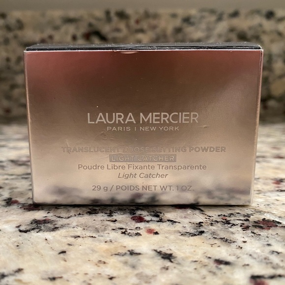 NIB Laura Mercier Translucent Loose Setting Powder Light Catcher Celestial Light - Picture 2 of 7